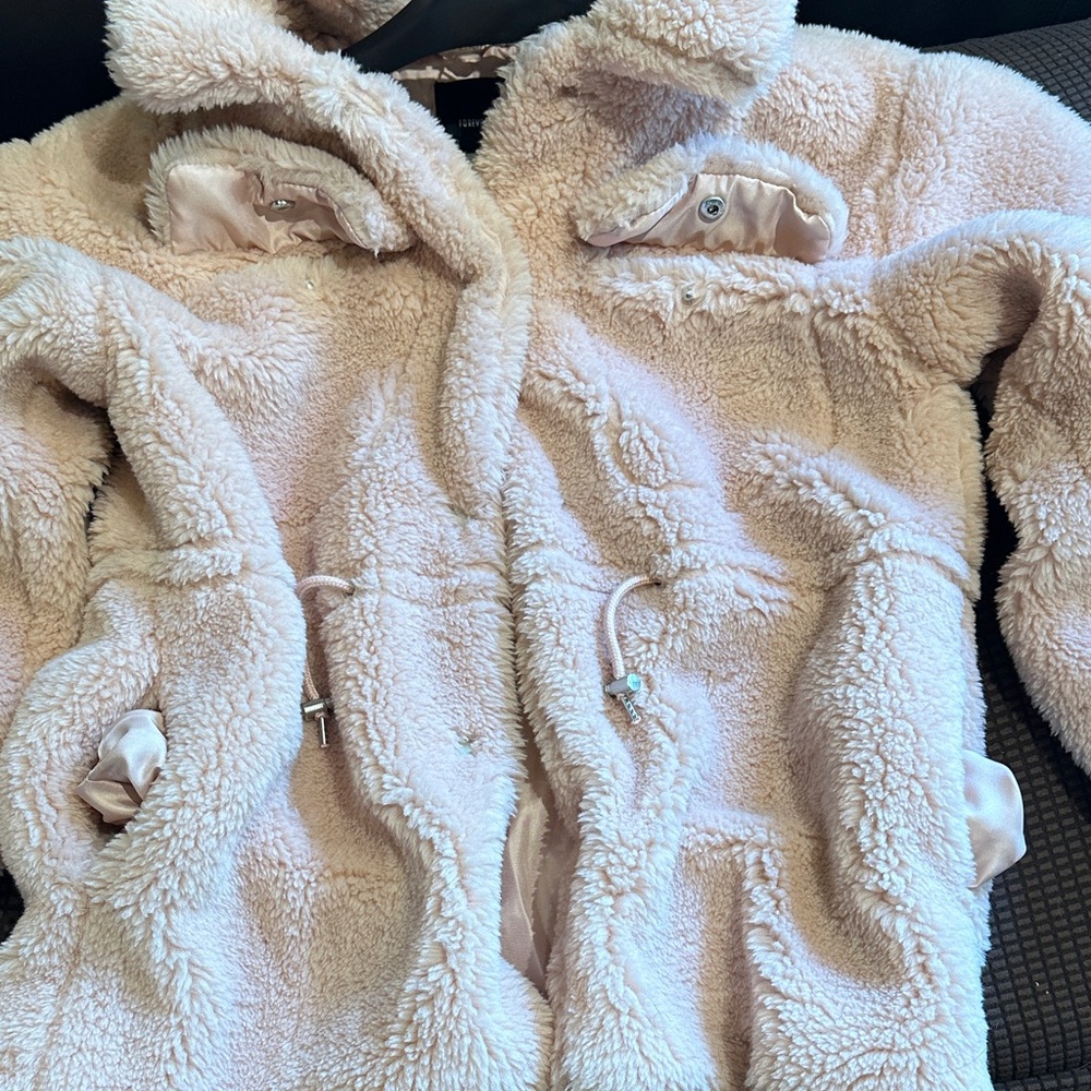 Forever 21 Pink Teddy Jacket with cinch waist - See pics for true pink color! - Picture 4 of 13
